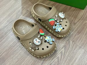 Dép Ulatroi labubu hàng size lẻ